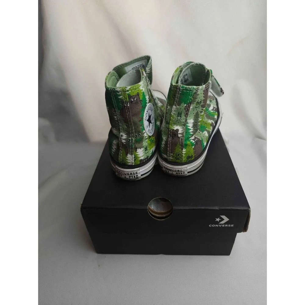 Converse Chuck Taylor All Star 1V Hi Youth Size 1 Green Canvas Bear Print A03317